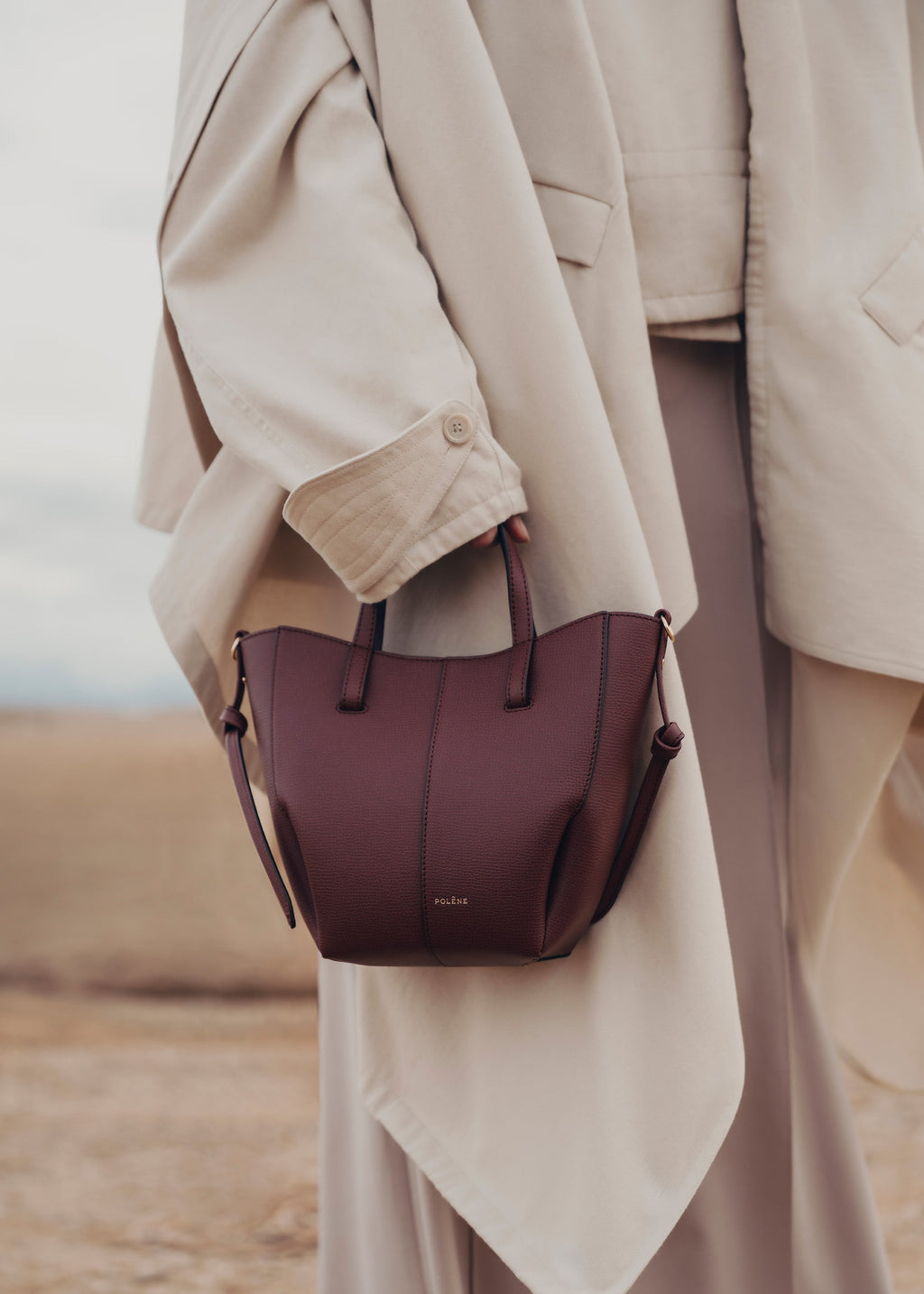 Cyme Tote Nano - Textured Black Cherry