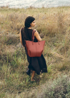 Cyme Tote - Textured Terracotta